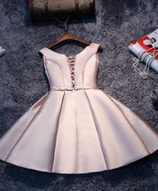 A-line Scoop Neck Knee-Length Satin Homecoming Dress with Lace-Up Back