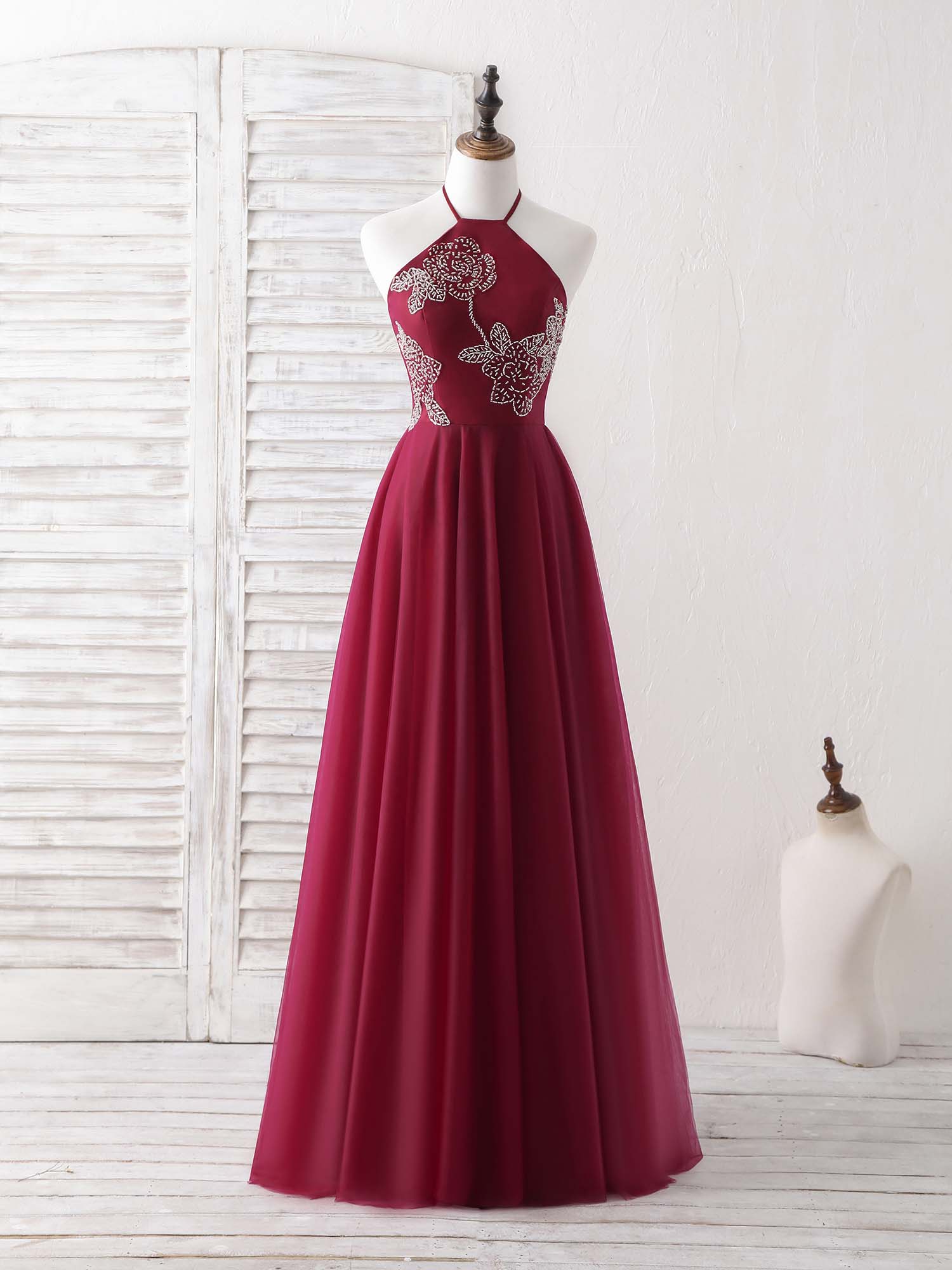A-line Halter Neck Floor-Length Tulle Prom Dress with Beaded Floral Appliqué