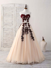 Ball Gown Sweetheart Neck Floor-Length Tulle Prom Dress with Contrast Lace Appliqué