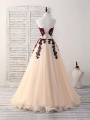 Ball Gown Sweetheart Neck Floor-Length Tulle Prom Dress with Contrast Lace Appliqué