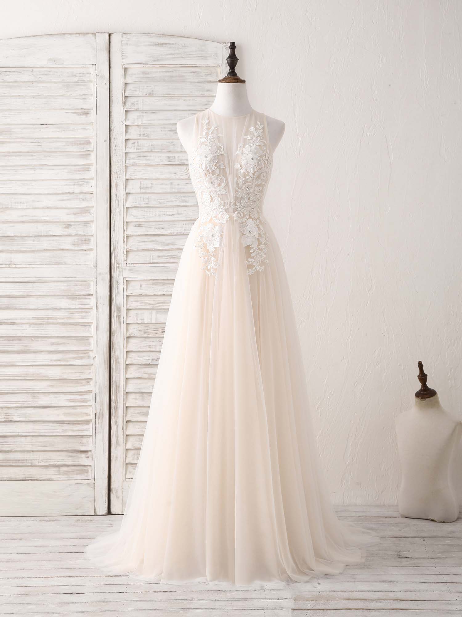 A-line Illusion Neck Floor-Length Tulle Lace Prom Dress with 3D Floral Appliqué