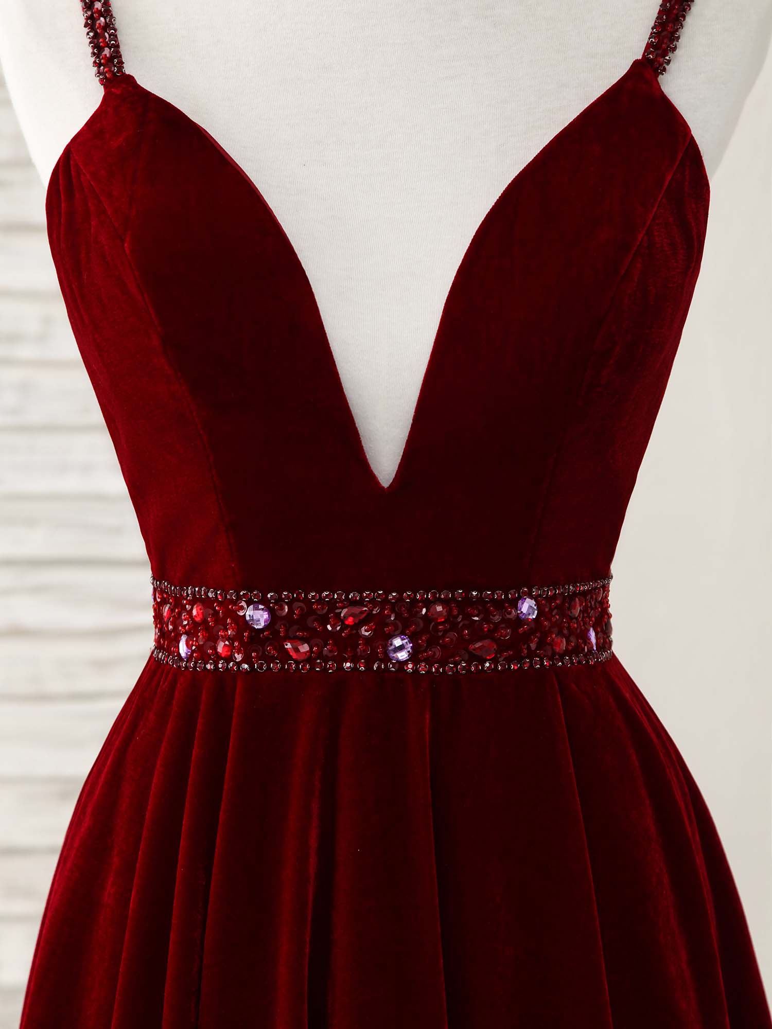 A-Line V-Neck Knee-Length Velvet Homecoming Dress with Beaded Waist