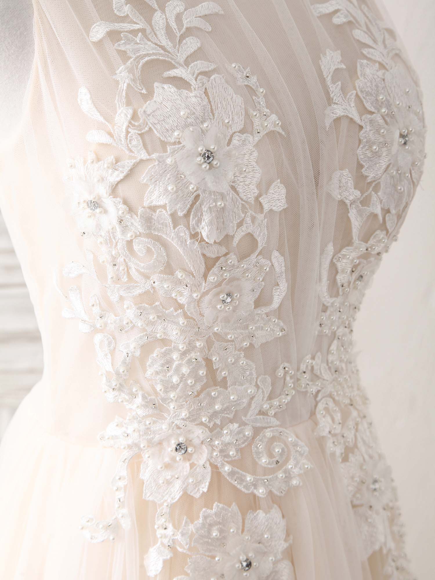 A-line Illusion Neck Floor-Length Tulle Lace Prom Dress with 3D Floral Appliqué