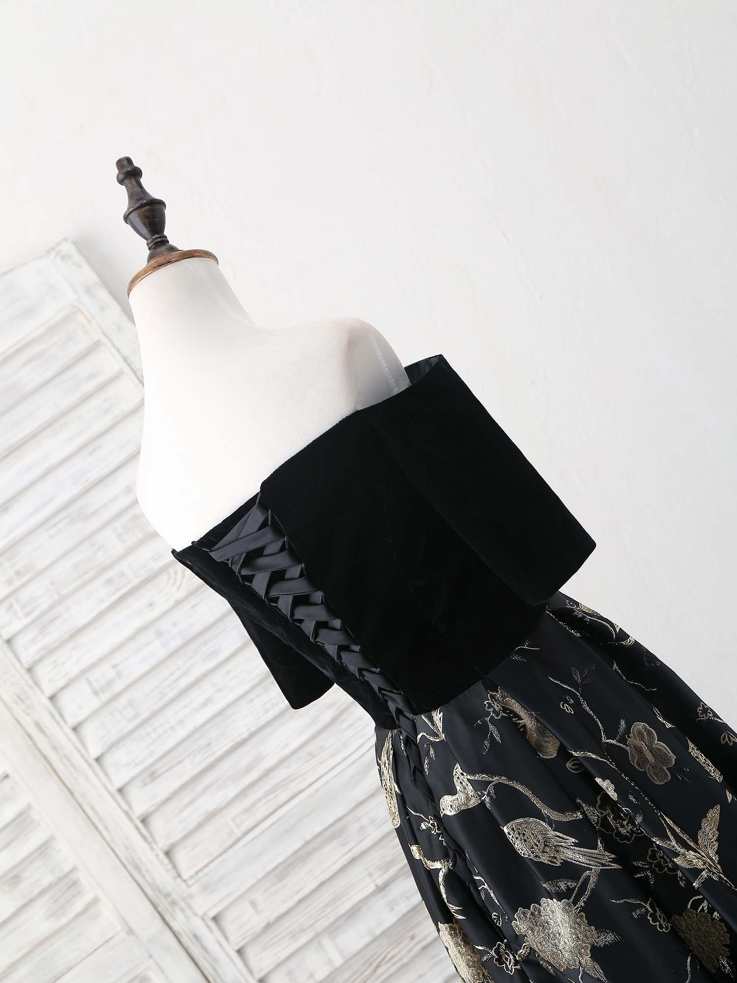 A-Line Off-the-Shoulder Floor-Length Satin Prom Dress with Jacquard Bird Pattern