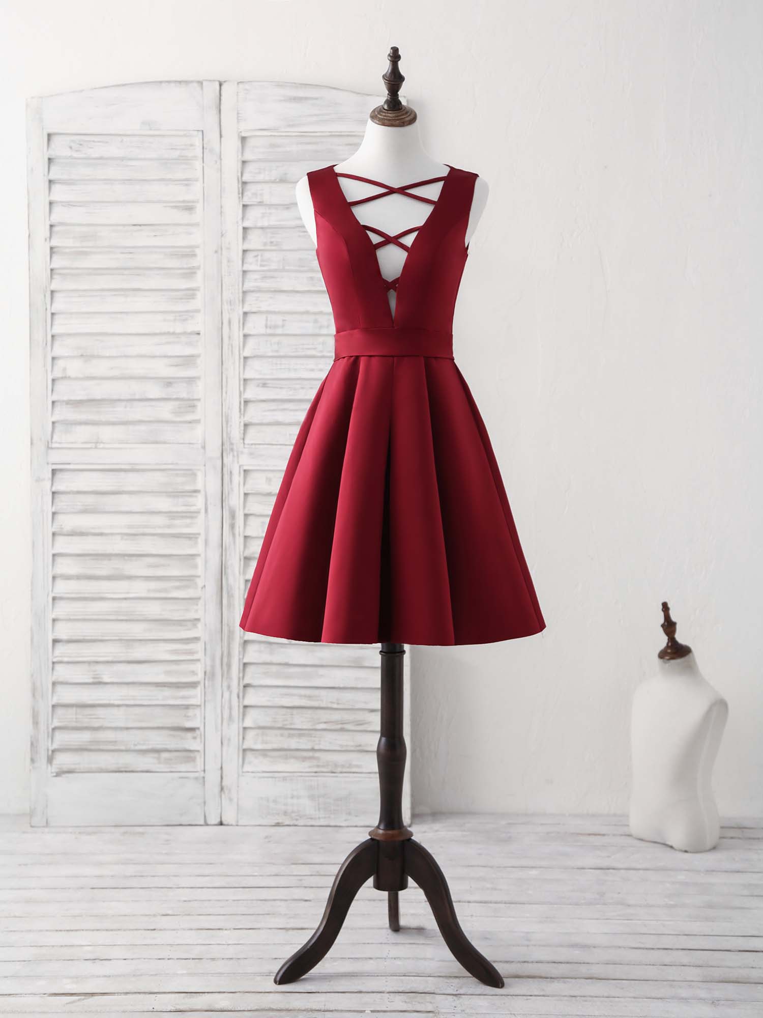 A-line Deep V Neck Knee-Length Satin Homecoming Dress with Crisscross Straps
