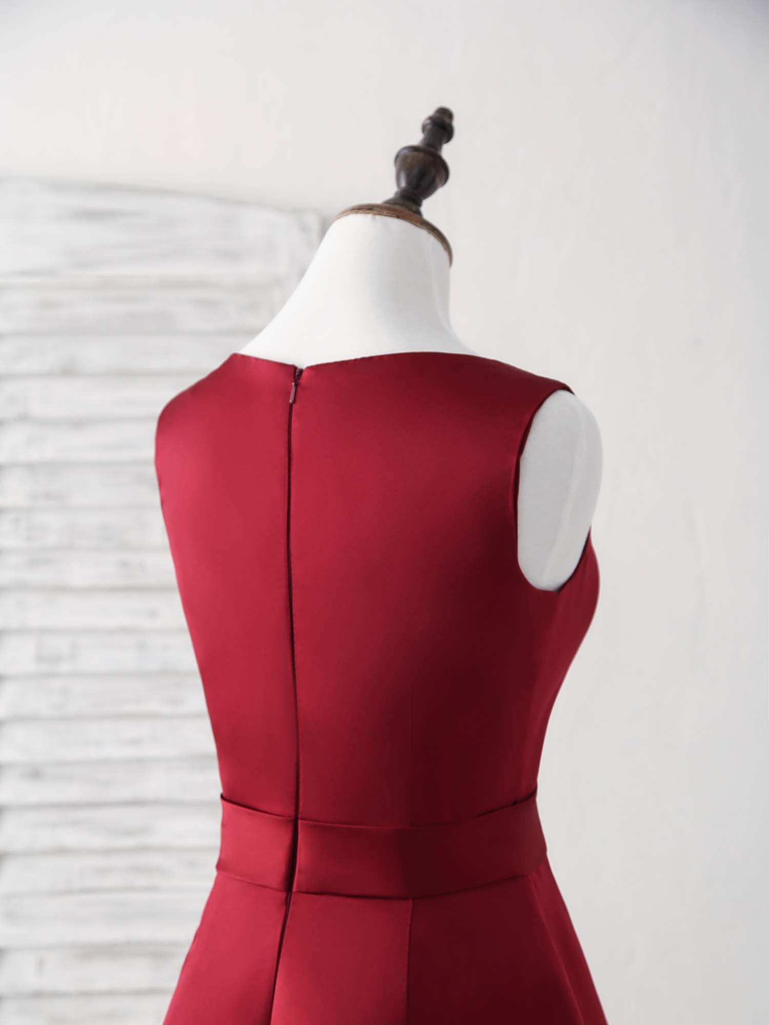 A-line Deep V Neck Knee-Length Satin Homecoming Dress with Crisscross Straps