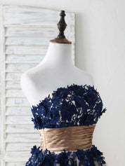 A-line Strapless Floor-Length Tulle & Lace Prom Dress with Contrast Appliqué and Satin Waistband