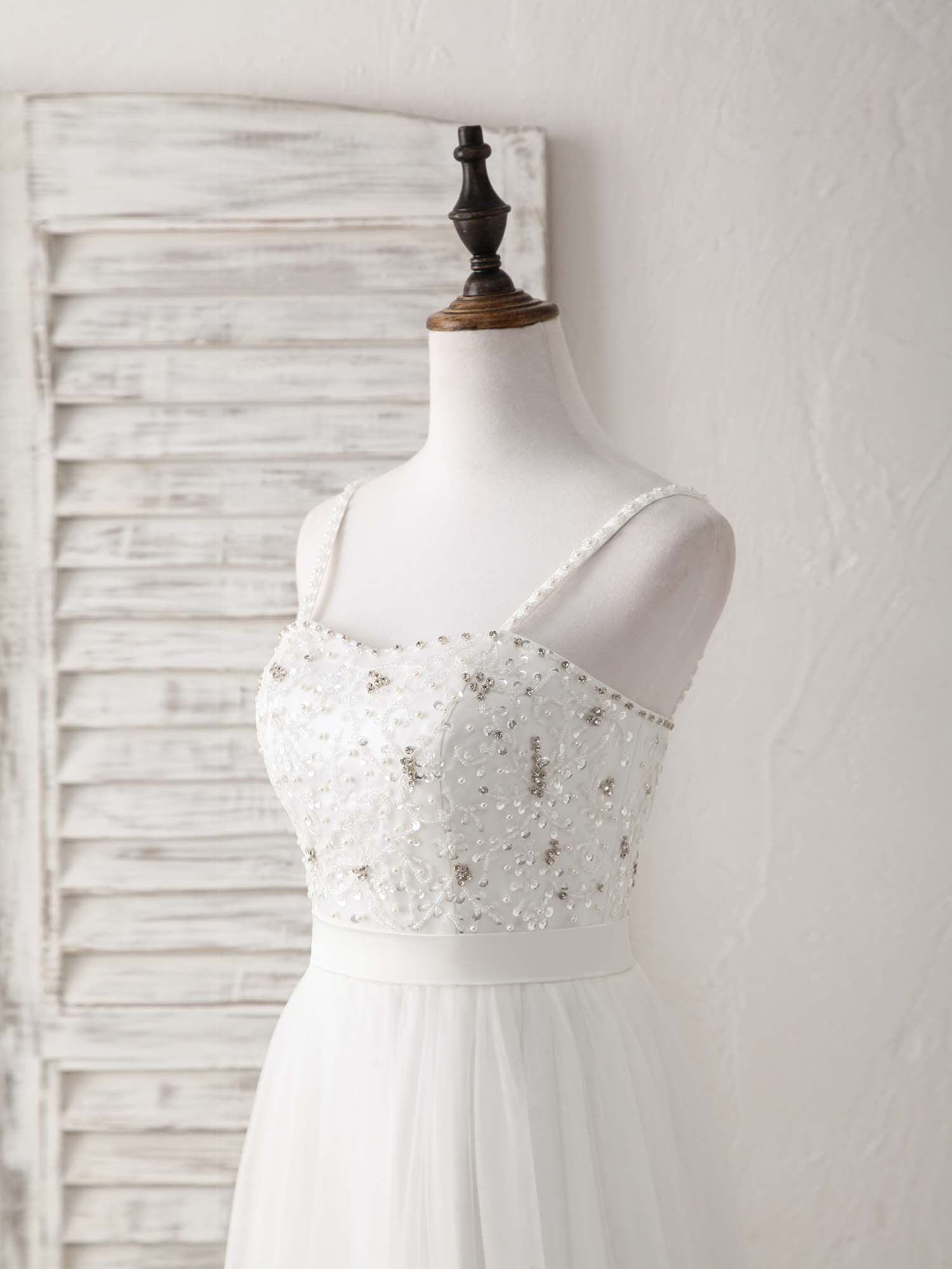 A-line Spaghetti Straps Floor-Length Tulle Prom Dress with Beaded Floral Bodice