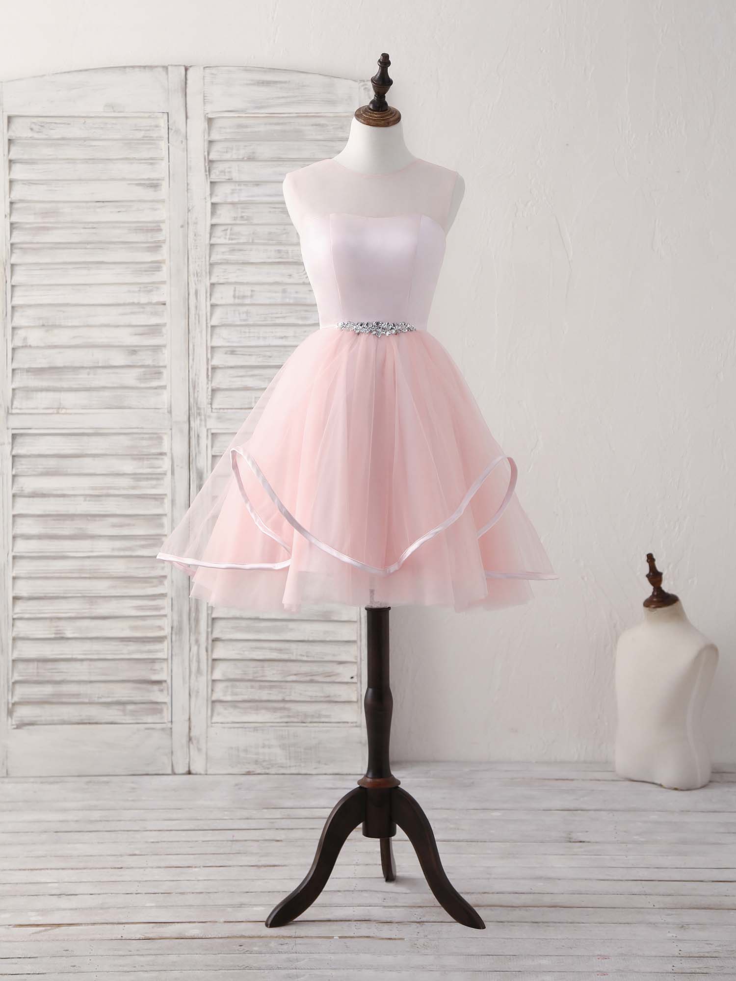 A-line Illusion Neck Short/Mini Tulle Homecoming Dress with Beaded Waistband