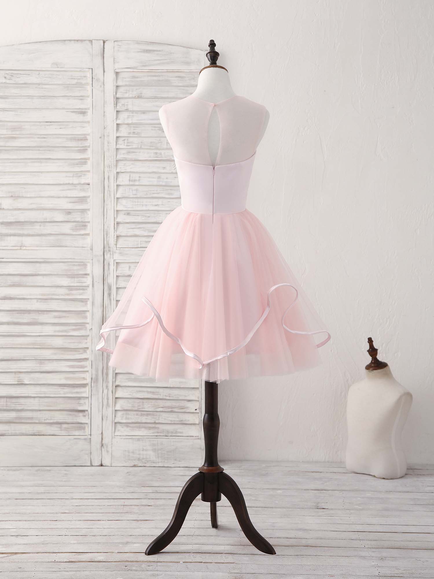 A-line Illusion Neck Short/Mini Tulle Homecoming Dress with Beaded Waistband