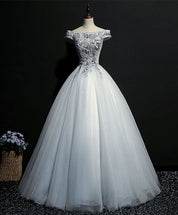 Off-Shoulder A-Line Floor-Length Tulle Prom Dress with Lace Appliqué