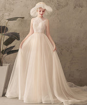A-Line Illusion Halter Neck Floor-Length Champagne Tulle Lace Prom Dress