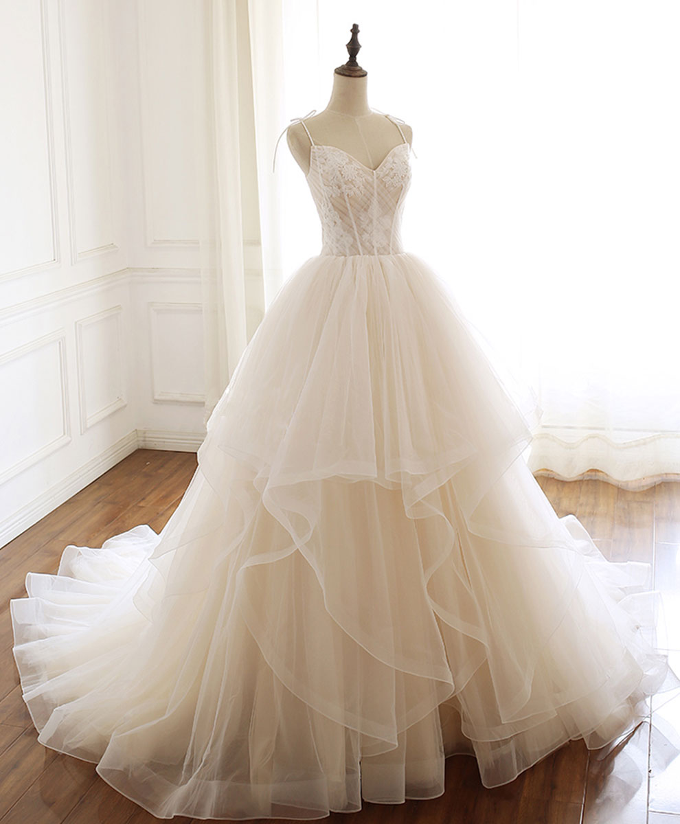 Ball Gown Sweetheart Neck Floor-Length Ivory Tulle and Lace Prom Dress with Tiered Ruffle Skirt