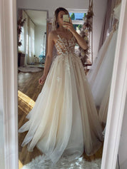 A-Line V Neck Floor-Length Tulle Lace Appliqué Prom Dress