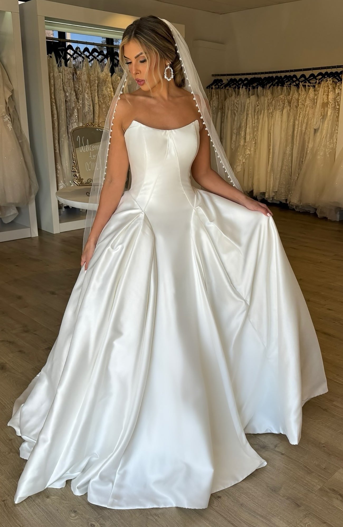 Ball Gown Scoop Neck Floor-Length Satin Prom Dress with Clean Pleated Skirt