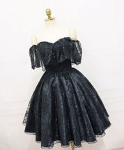 A-Line Off-the-Shoulder Knee-Length Black Tulle Lace Homecoming Dress with Soft Ruffle Overlay
