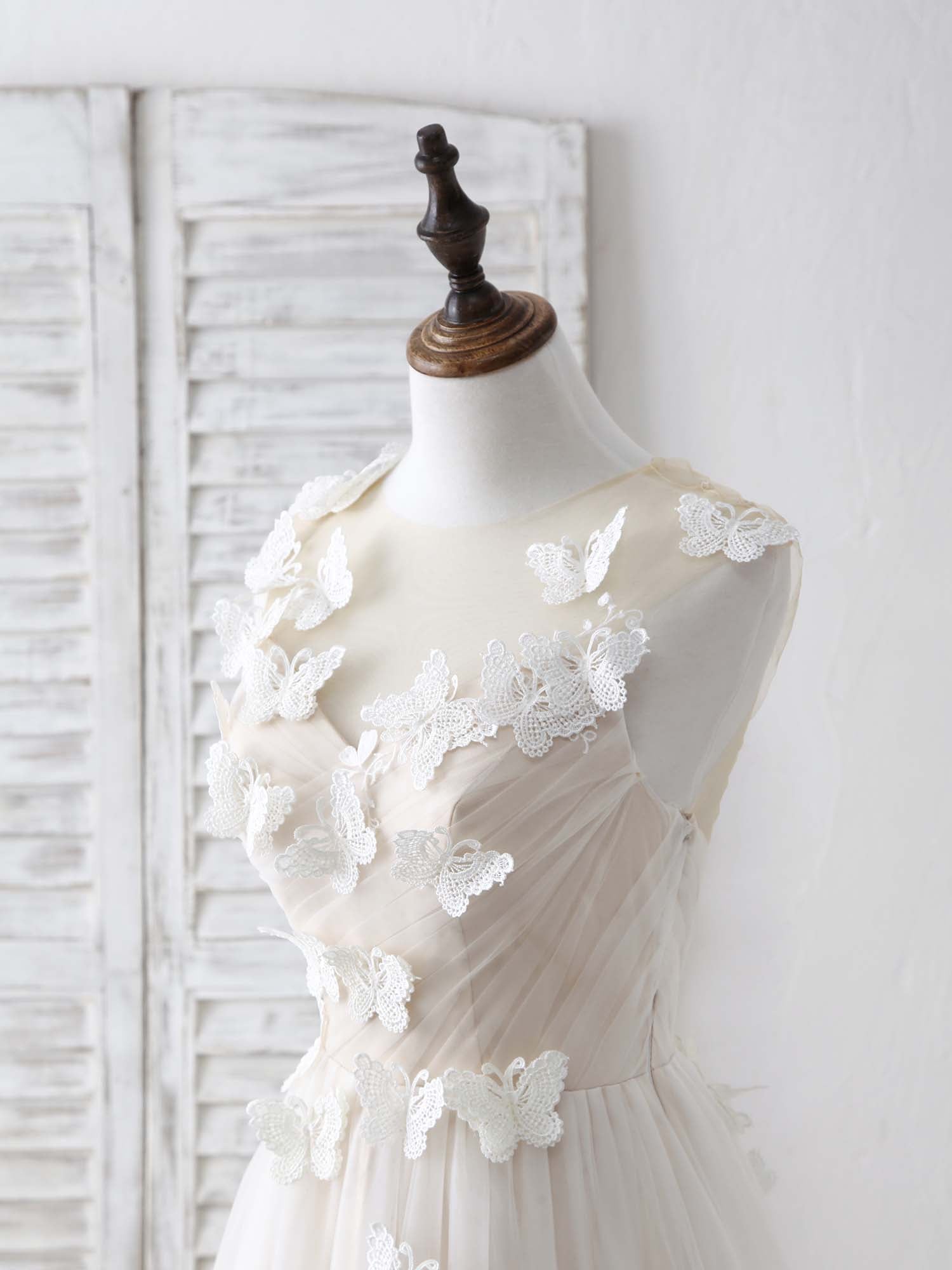 A-Line Illusion Neck Floor-Length Tulle & Lace Prom Dress with Butterfly Appliqué