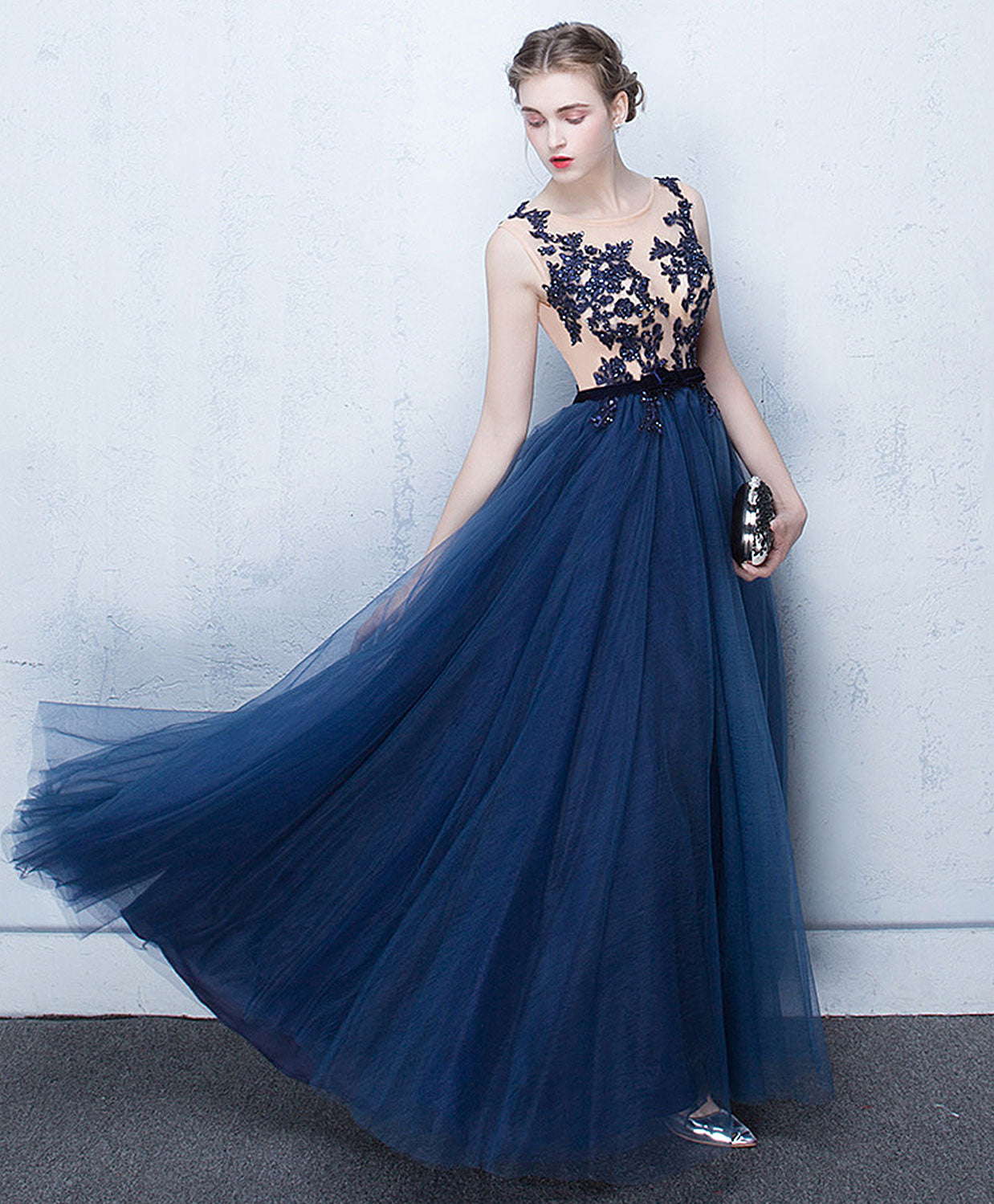 A-Line Illusion Neck Floor-Length Tulle & Lace Prom Dress with Appliqué Bodice