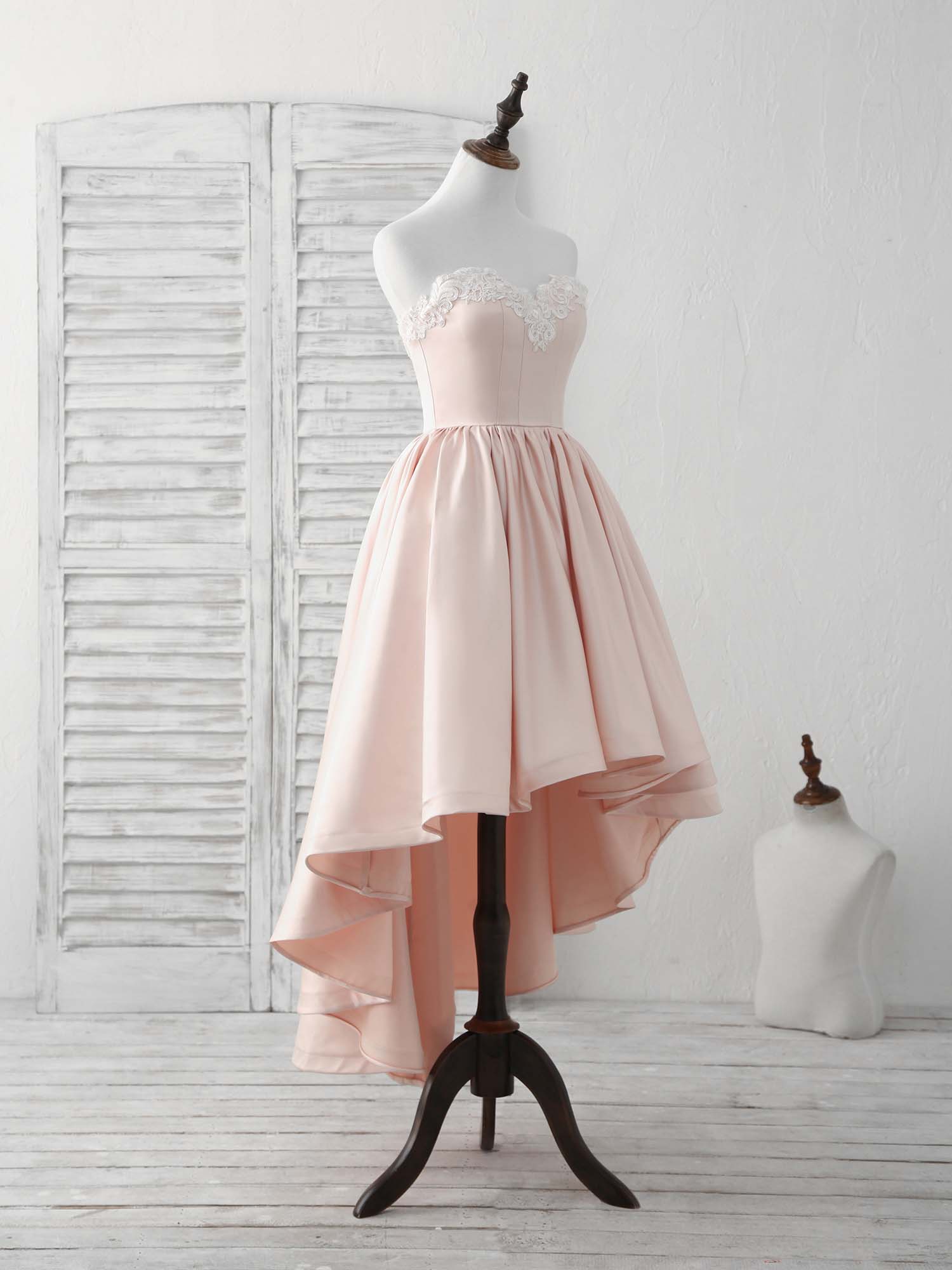 A-line Sweetheart Neck High-Low Satin & Lace Homecoming Dress with Lace Appliqué