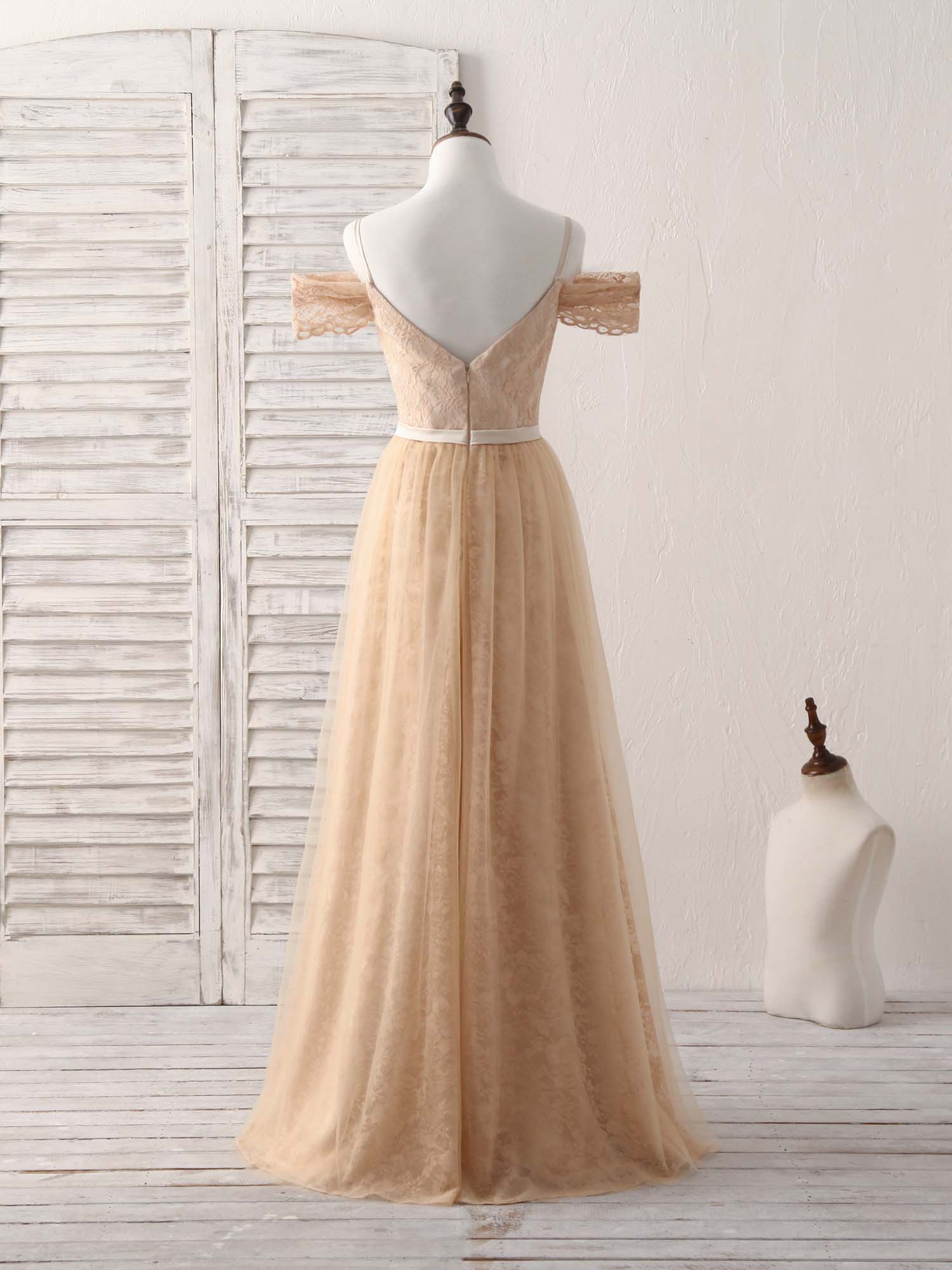 A-Line Off-the-Shoulder Floor-Length Tulle and Lace Prom Dress
