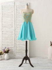 A-Line Sweetheart Strapless Knee-Length Chiffon Homecoming Dress with Lace-Embellished Bodice