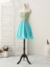 A-Line Sweetheart Strapless Knee-Length Chiffon Homecoming Dress with Lace-Embellished Bodice