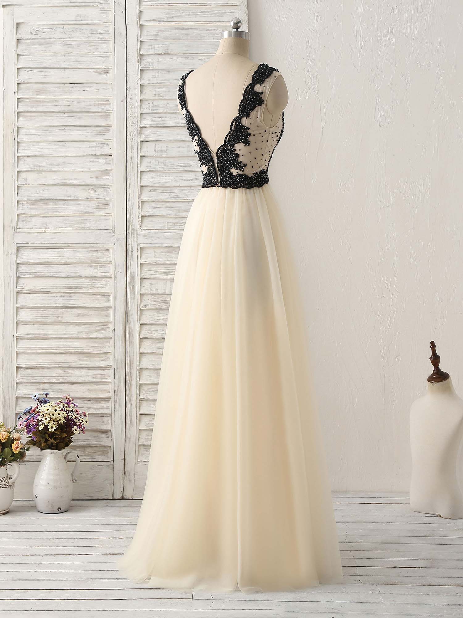 A-Line Deep V-Neck Floor-Length Tulle Prom Dress with Beaded Lace Bodice
