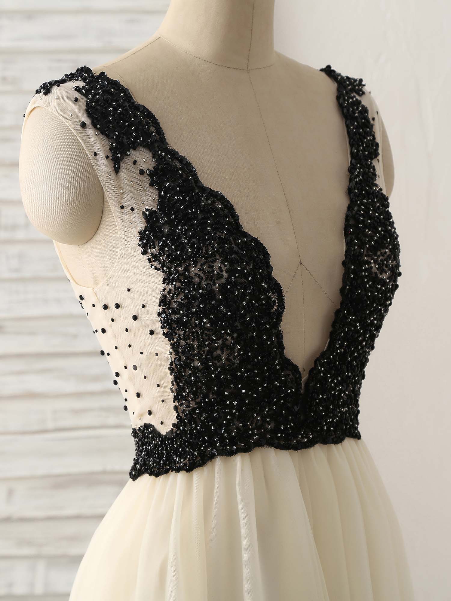 A-Line Deep V-Neck Floor-Length Tulle Prom Dress with Beaded Lace Bodice