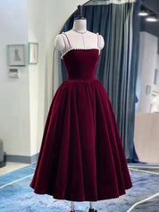 A-Line Black Sweetheart Floor-Length/Tea-Length Velvet Prom Dress with Pearl Trim