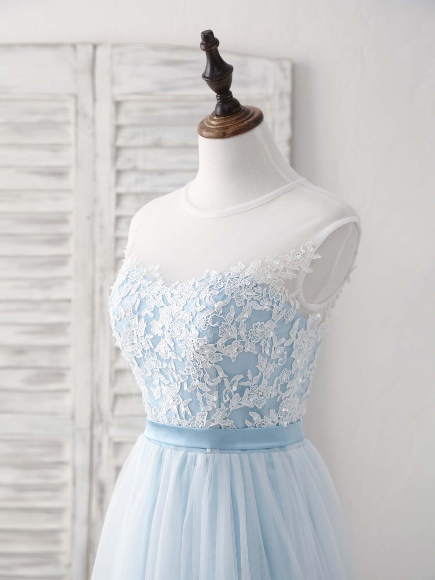 A-line Illusion Neck Floor-Length Tulle Lace Prom Dress with Floral Lace Bodice