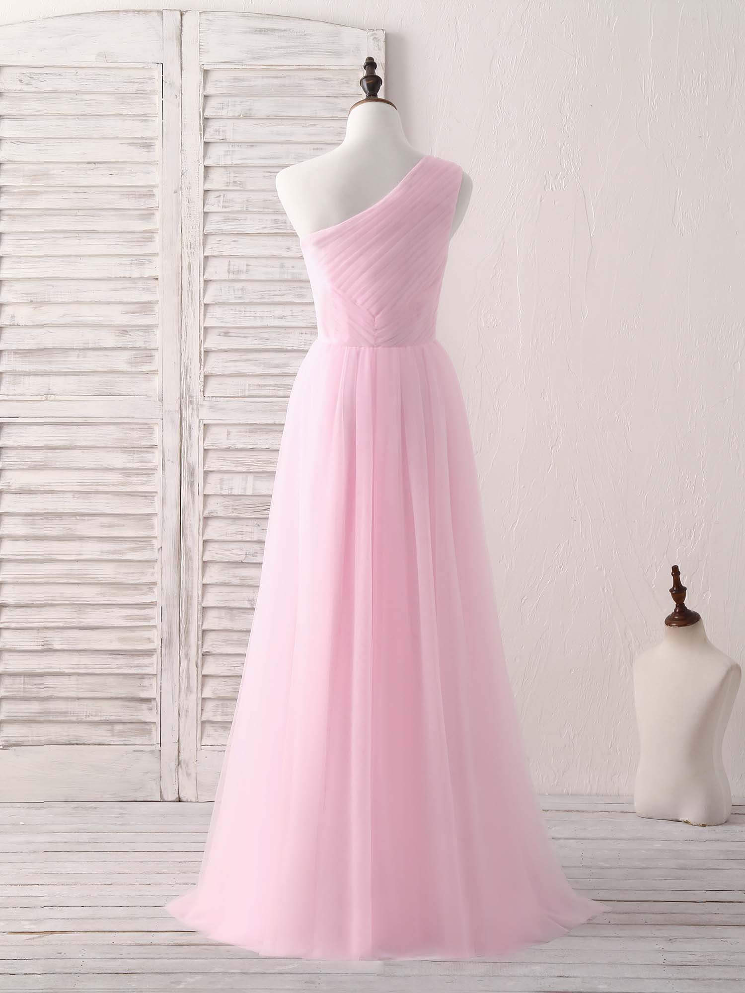 A-line One-Shoulder Floor-Length Tulle Prom Dress with Pleated Bodice
