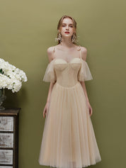 A-Line Sweetheart Neckline Knee-Length Champagne Tulle Corset-Inspired Prom Dress