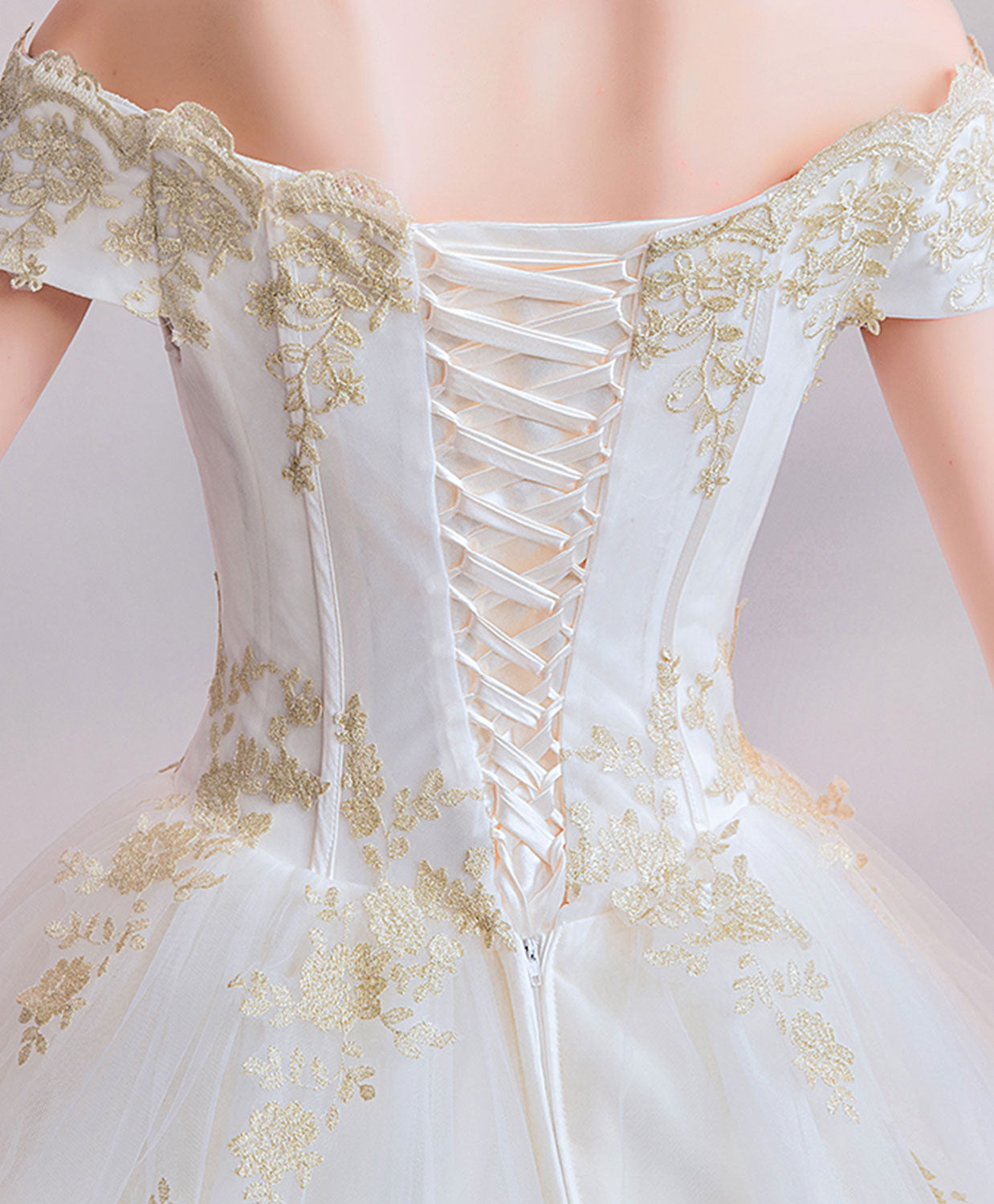 A-Line Off-the-Shoulder Sweetheart Floor-Length Ivory Tulle Gold Lace Appliqué Prom Dress