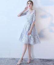 A-Line Illusion Neck Knee-Length Light Gray Tulle Lace Homecoming Dress with Floral Appliqué