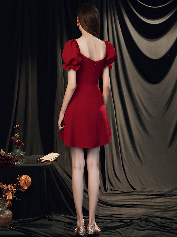 A-Line Notched Square Neck Knee-Length Red Satin Homecoming Dress with Puff Sleeves