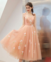 A-Line V-Neck Tea-Length Tulle Floral Appliqué Homecoming Dress