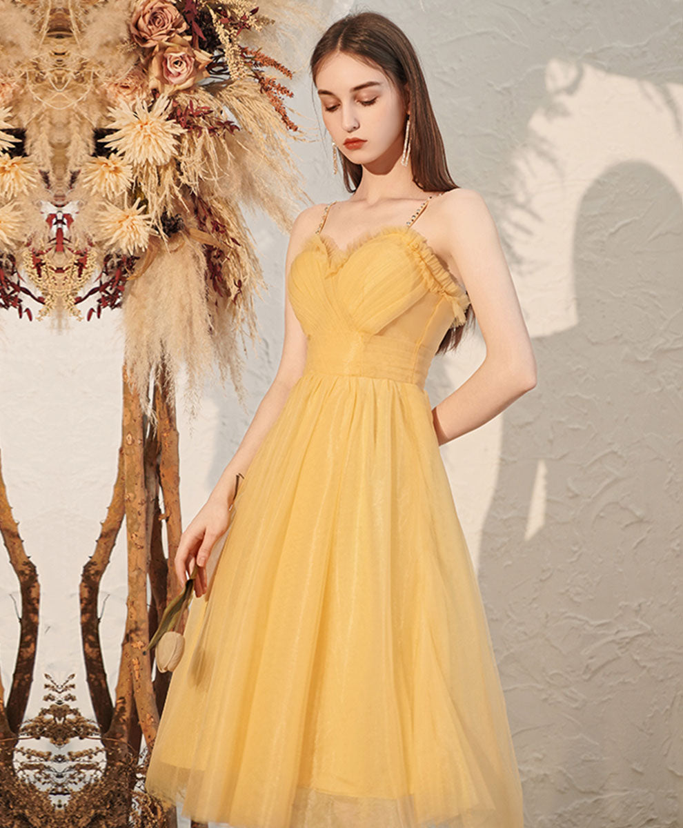 A-Line Sweetheart Neck Knee-Length Yellow Tulle Beaded Homecoming Dress