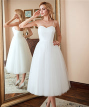 A-Line Sweetheart Neck Knee-Length White Tulle Homecoming Dress with Spaghetti Straps