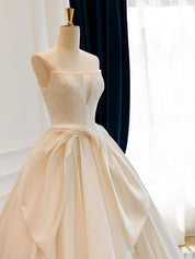 Elegant Strapless A-Line Satin Prom Dress with Bow Detail