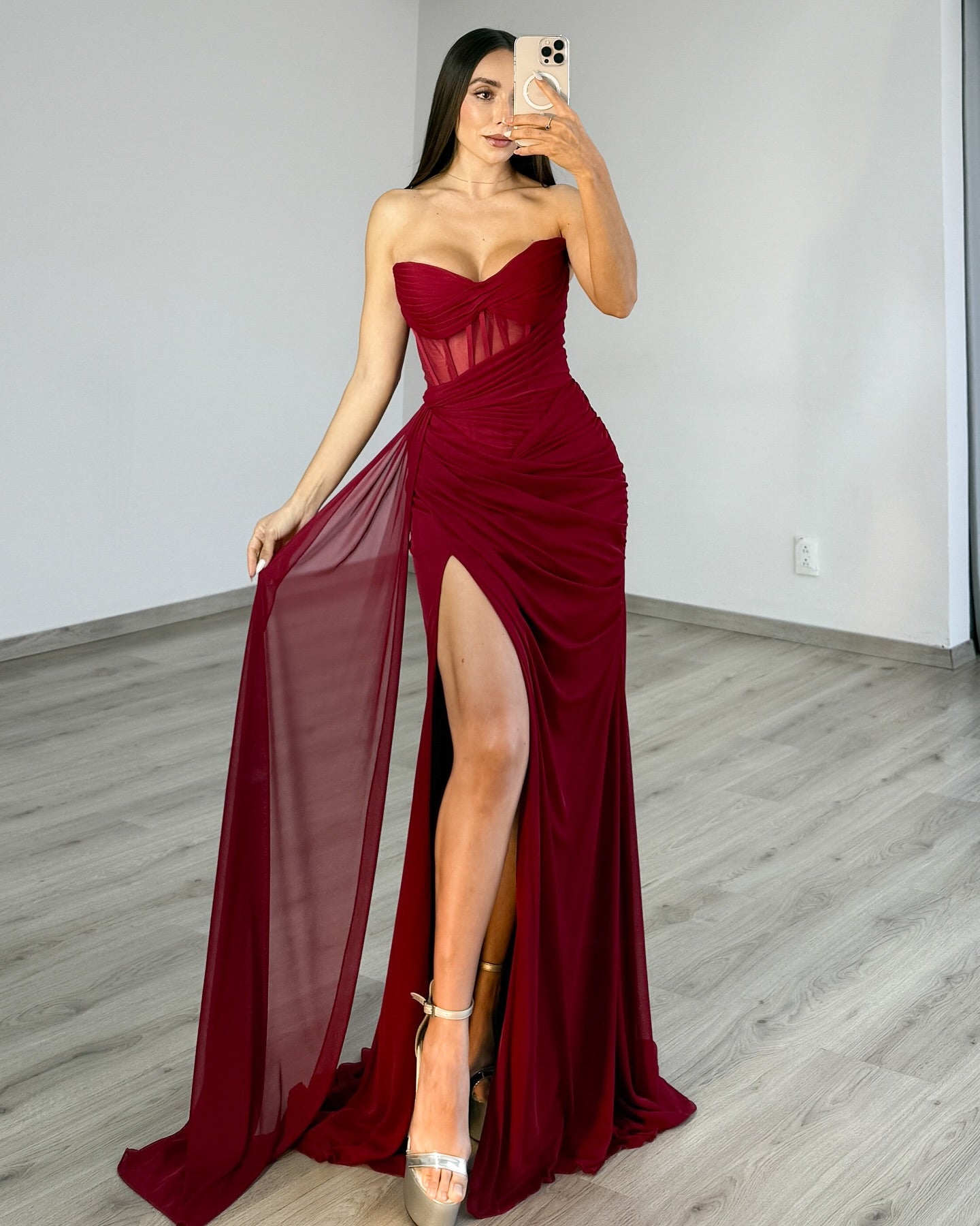 Sheath Sweetheart Neck Floor-Length Chiffon Burgundy Prom Dress with Draped Bodice and High Slit