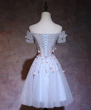 A-line Off-the-Shoulder Knee-Length Tulle Homecoming Dress with 3D Floral Appliqué
