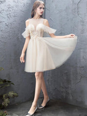 A-Line Illusion Neck Knee-Length Champagne Tulle Homecoming Dress with Cold-Shoulder Sleeves & Floral Lace Appliqué