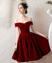 A-Line Off-Shoulder Velvet Knee-Length Homecoming Dress with Bow Detail