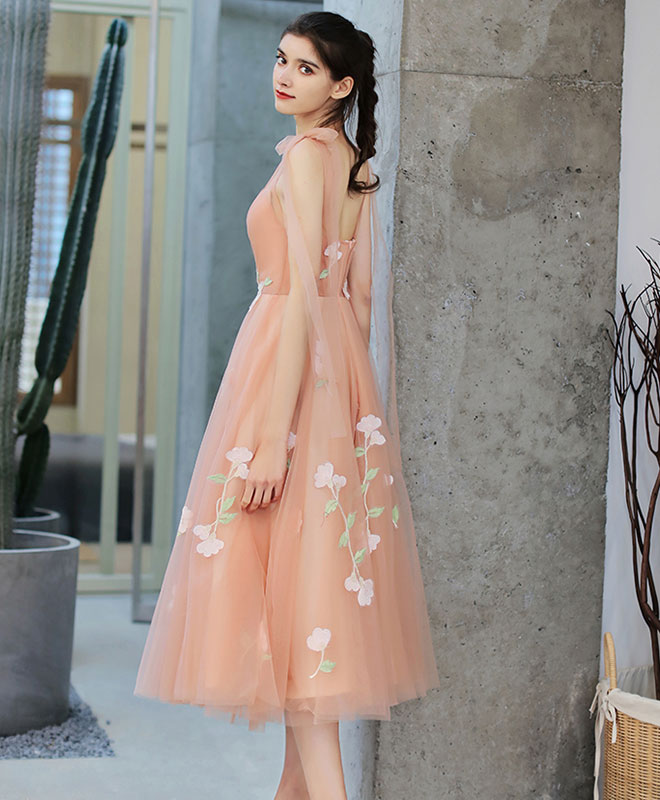 A-Line V-Neck Tea-Length Tulle Floral Appliqué Homecoming Dress