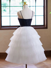 A-Line Black and White Sweetheart Knee-Length Tulle Homecoming Dress with Tiered Skirt