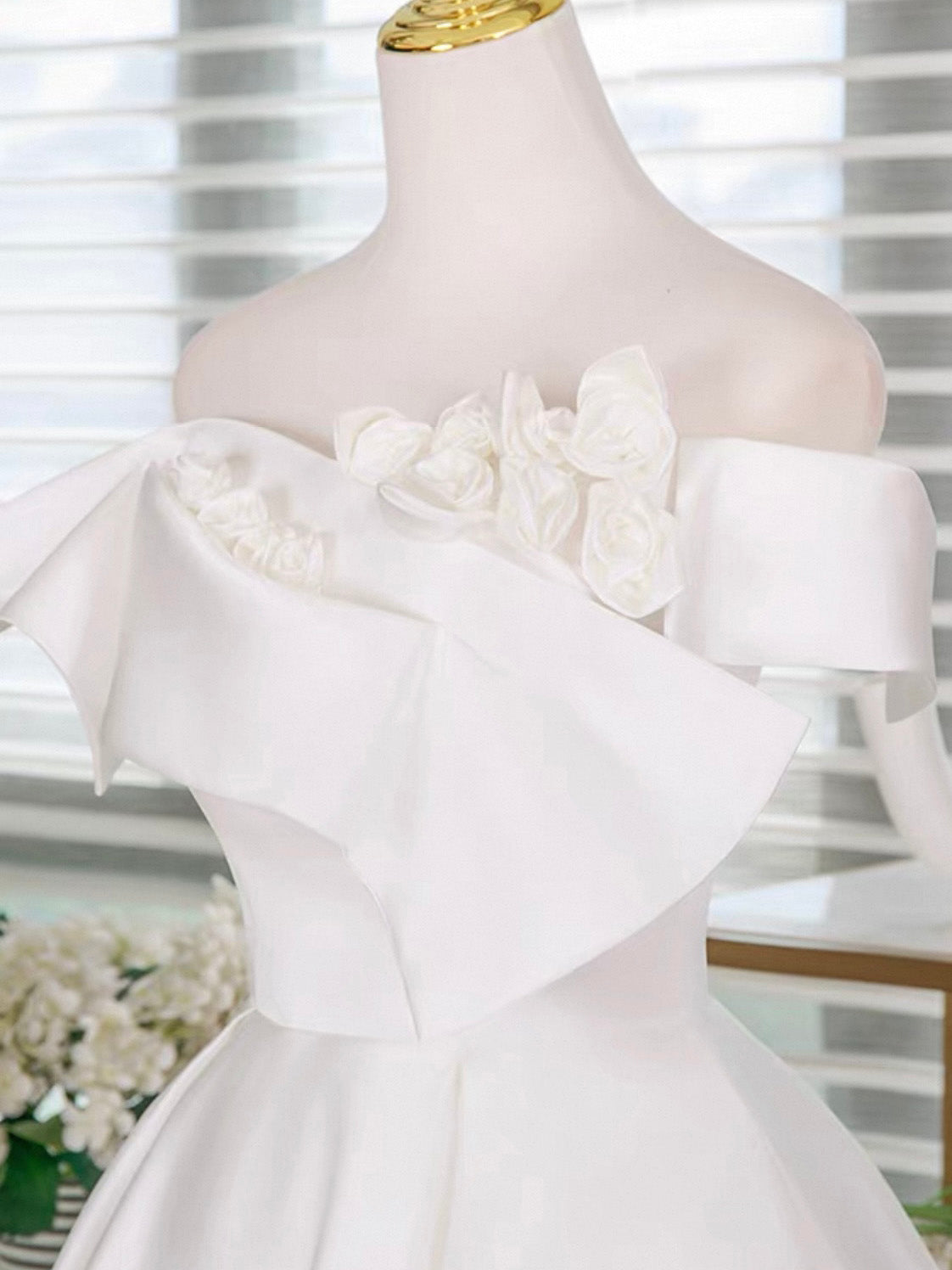 A-Line Off-the-Shoulder Neckline Knee-Length White Satin Homecoming Dress with Floral Appliqué Bow