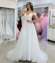 A-Line Off-the-Shoulder Floor-Length Tulle Lace Appliqué Prom Dress