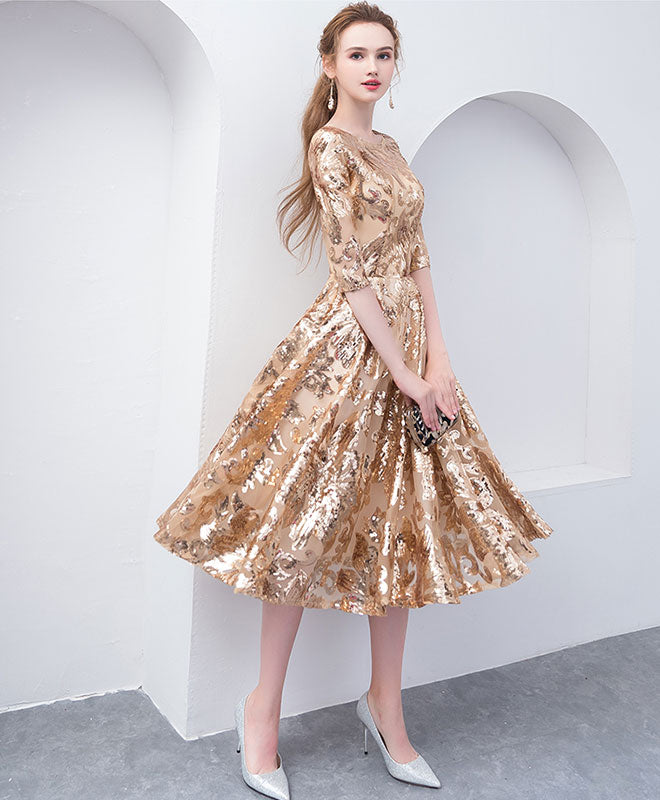 A-Line Scoop Neck Knee-Length Sequin Lace Homecoming Dress with Elegant Floral Pattern