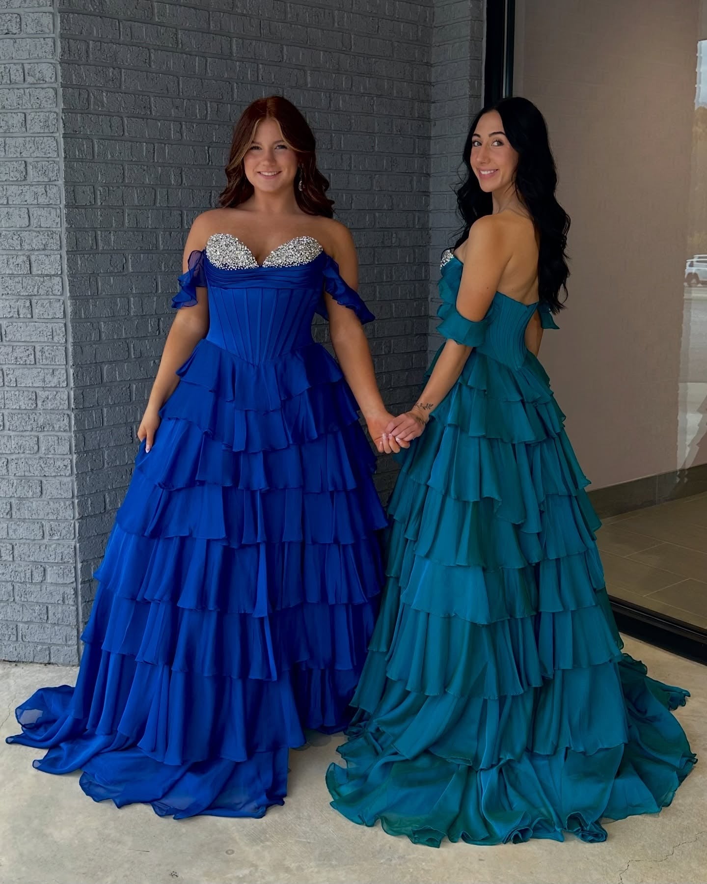 Ball Gown Sweetheart Neck Floor-Length Royal Blue Chiffon Tiered Prom Dress