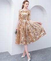 A-Line Scoop Neck Knee-Length Sequin Lace Homecoming Dress with Elegant Floral Pattern
